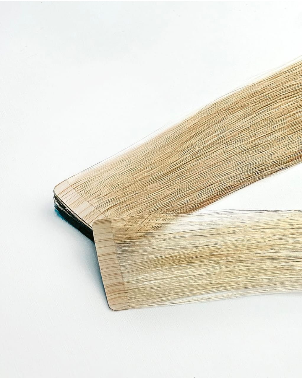Tape in hair extension
